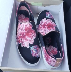 Ted Baker London Sneaker